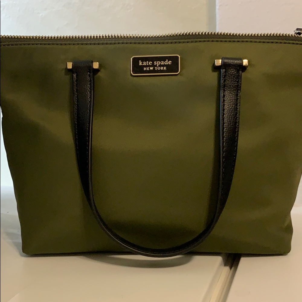 BRAND NEW W TAGS KATE SPADE GREEN TOTE